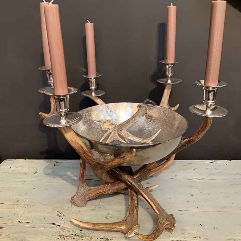Kerzenhalter, gefertigt aus Rothirschgeweih - Geweih Kerzenständer - Schöne  Möbel aus Geweih. Geweihmöbel. - Frederique Interieur